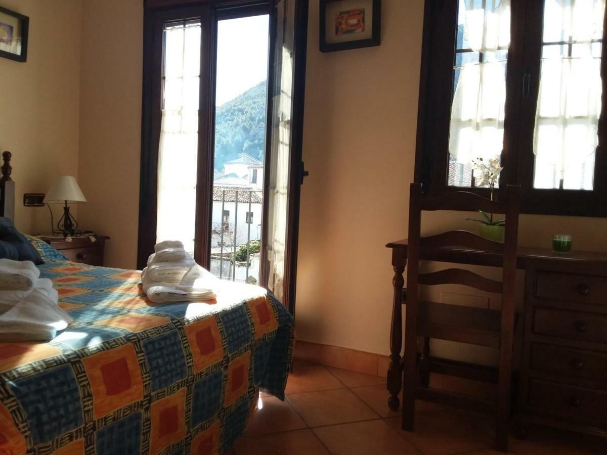 Vivelorural Casa Tassone, Grazalema - Cadiz Villa Bagian luar foto